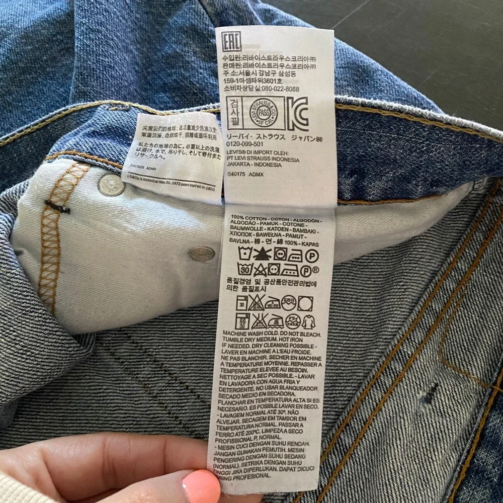Levis 505 Regular Fit Denim Shorts Mens 38 Blue Medium Wash Cotton Jean Shorts